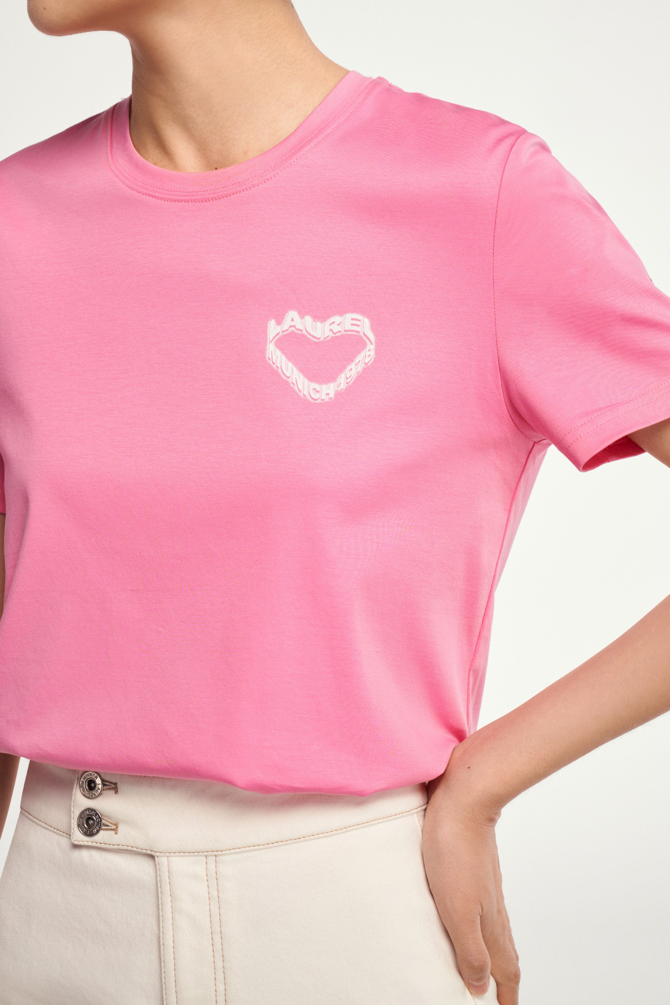 Laurèl Offset-Printed Logo Heart Short-Sleeve T-shirt