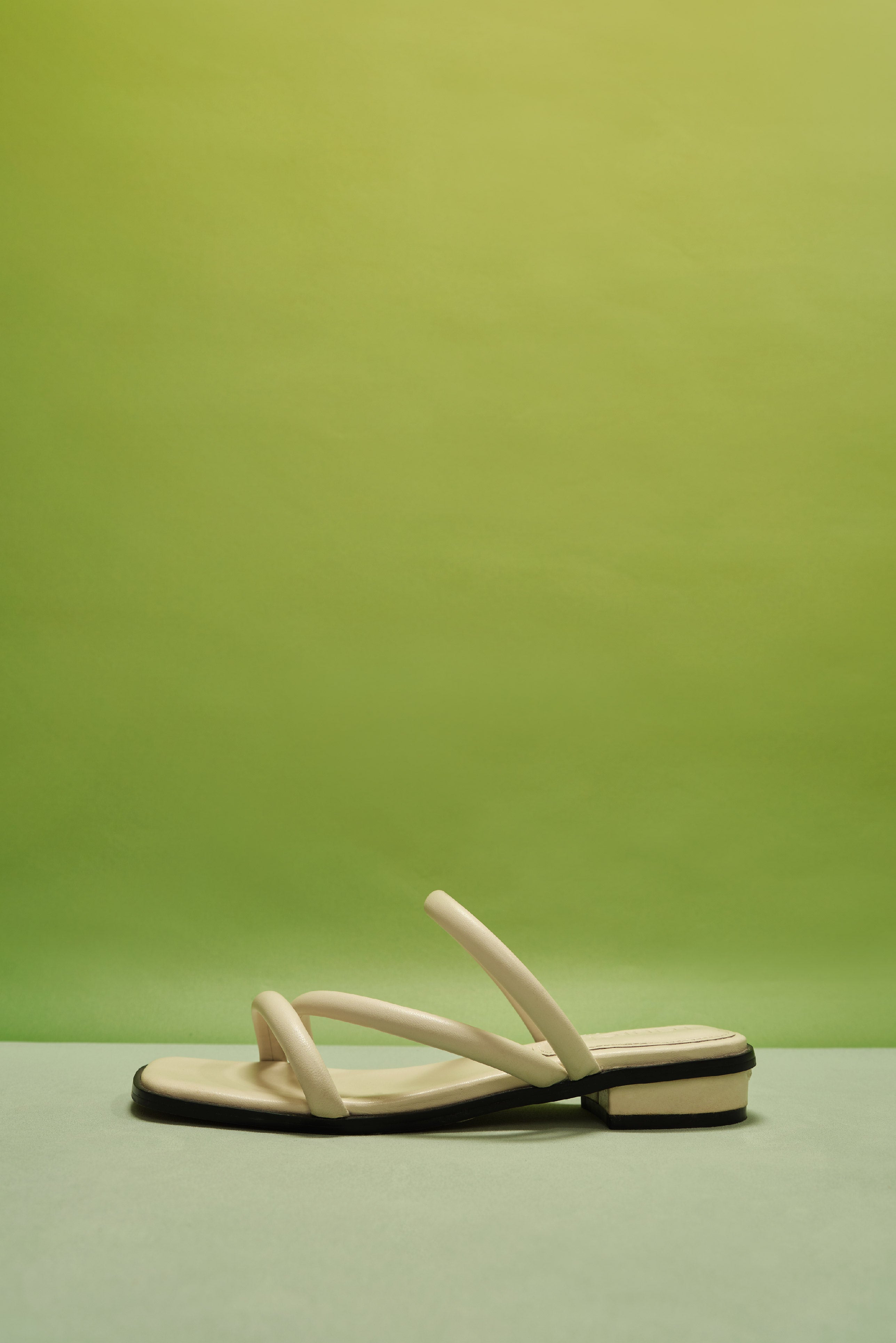 Laurèl White Minimalist Sandals