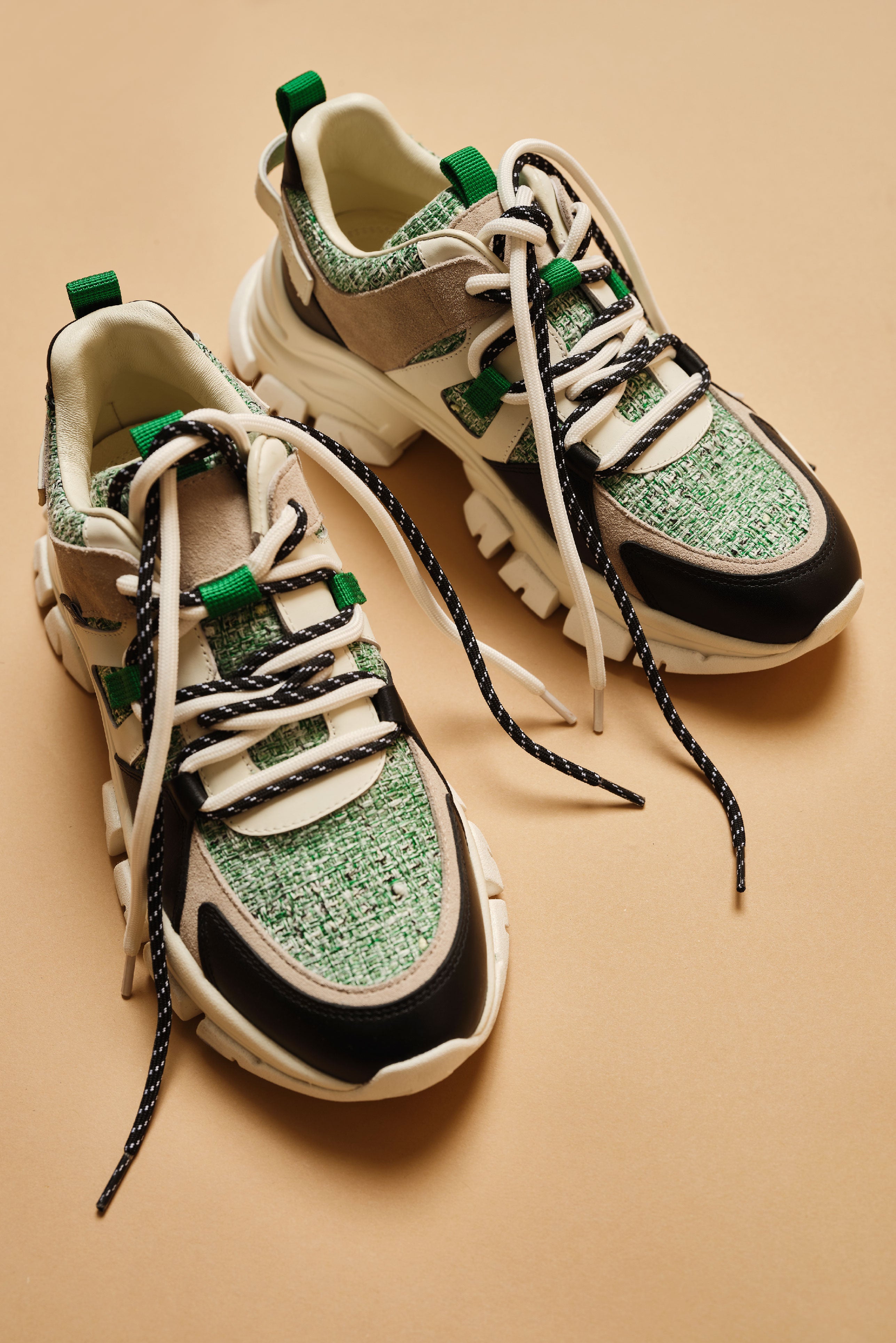 Laurèl Green Tweed Sneakers