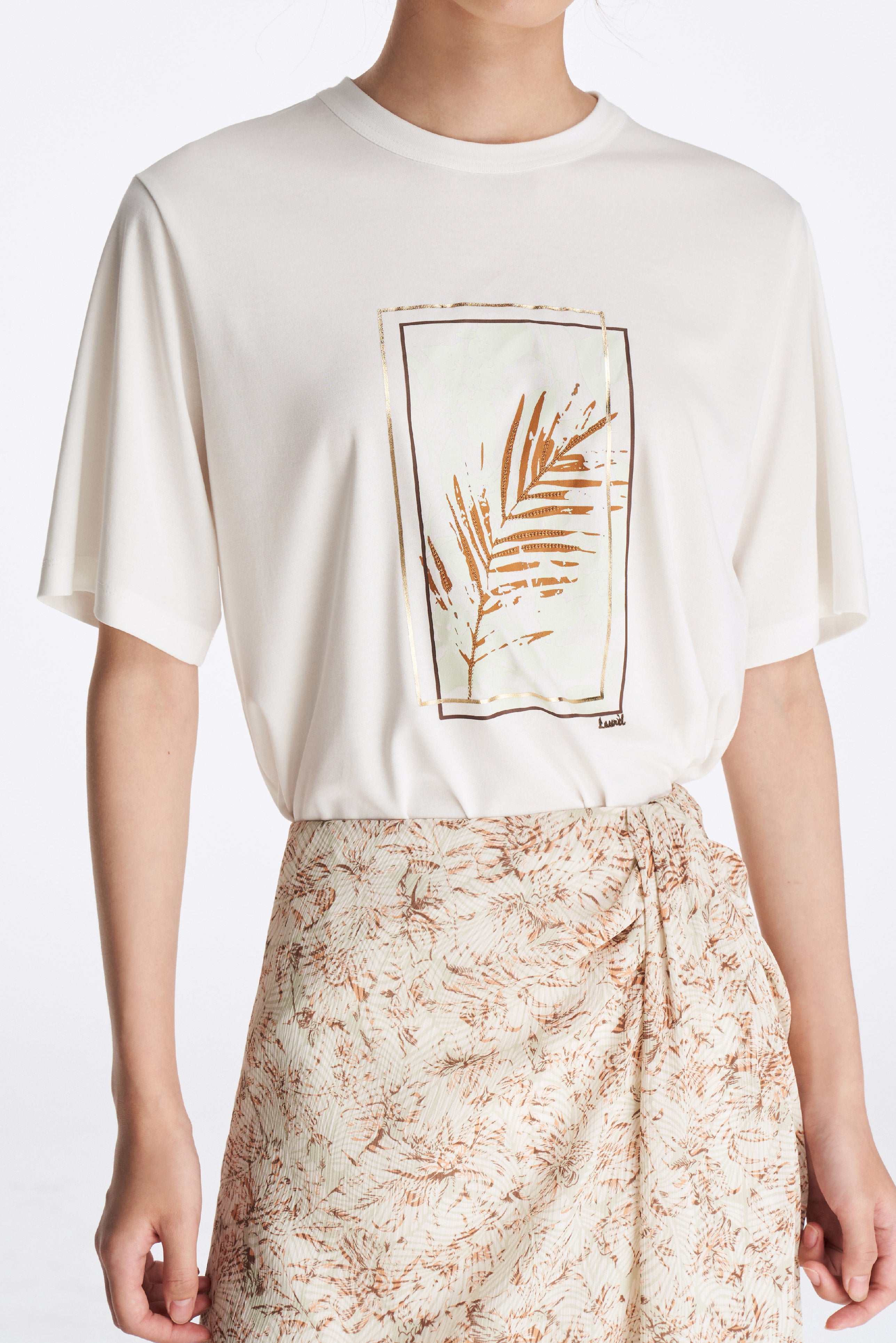 Laurèl Embroidered Print T-shirt